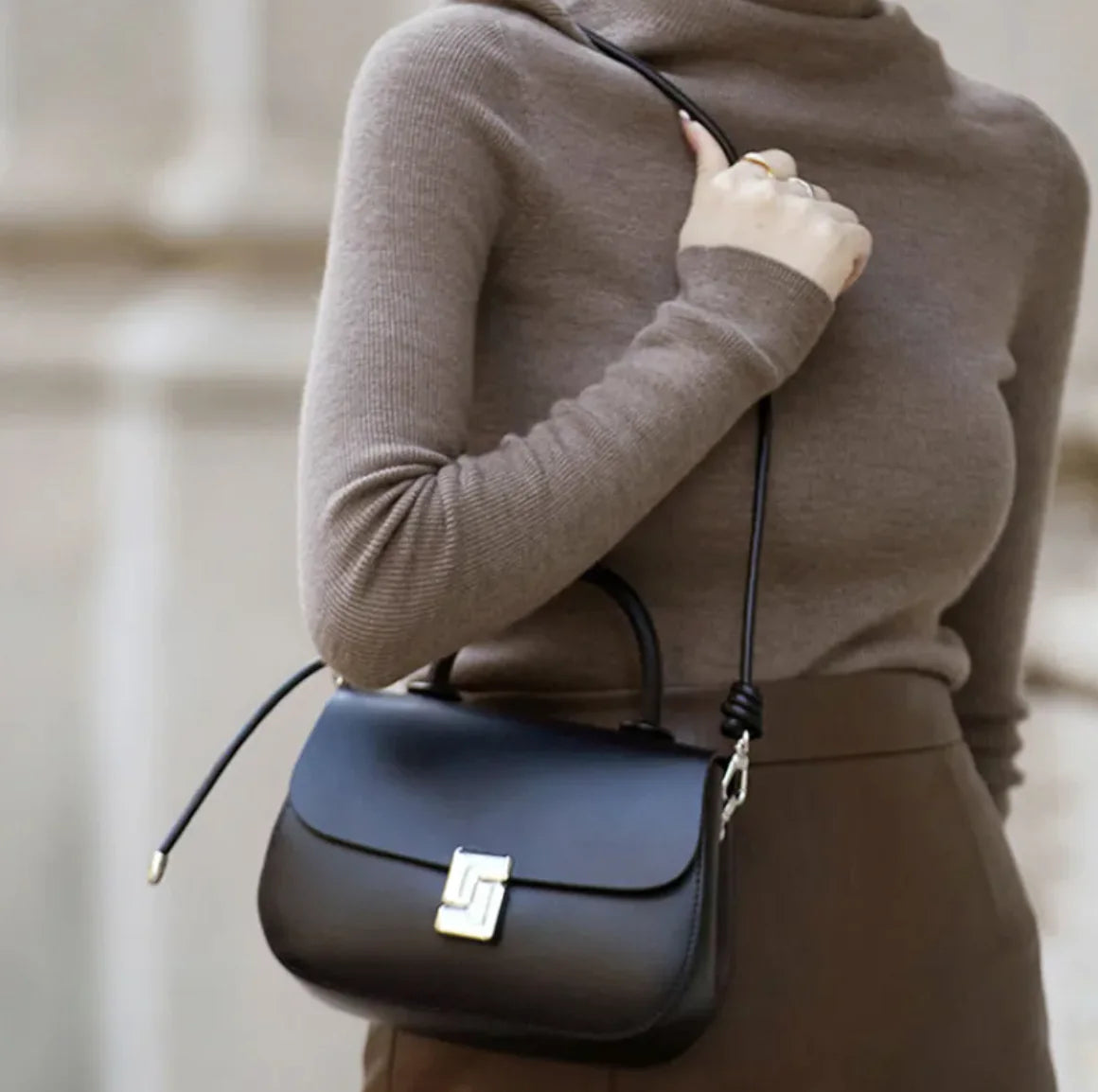 Retro Leather Saddle Crossbody Bag