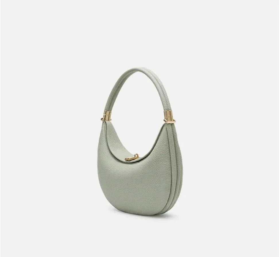 Chic Clamshell Bag